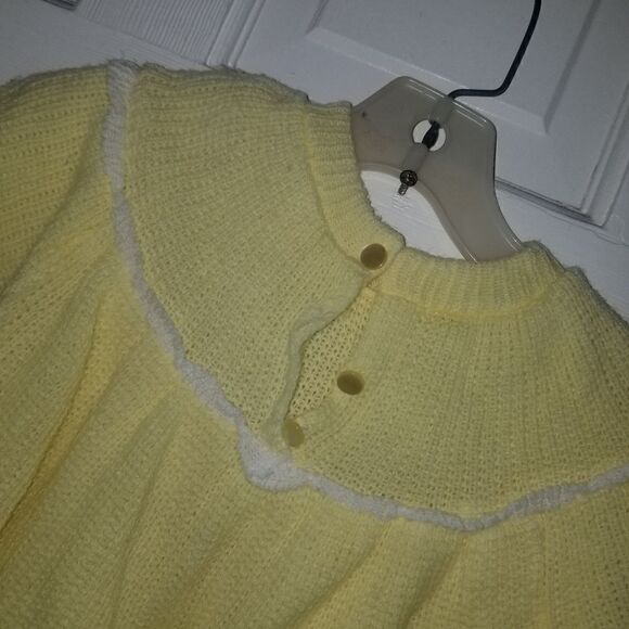Vintage Handmade Knit Crochet Baby girl dress Yellow & white soft spun made in J - Picture 3 of 9